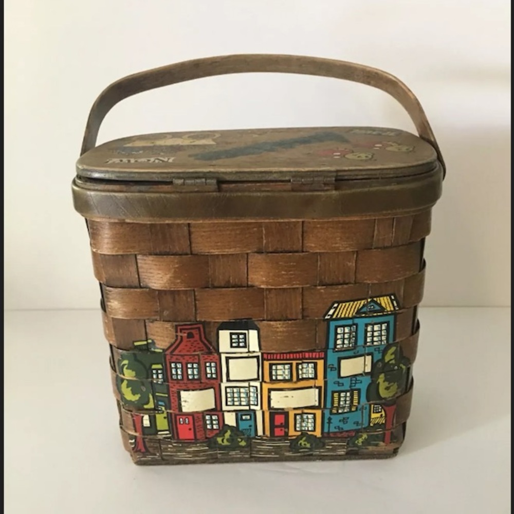 Vintage Caro-Nan Hand Painted Woven Basket Purse